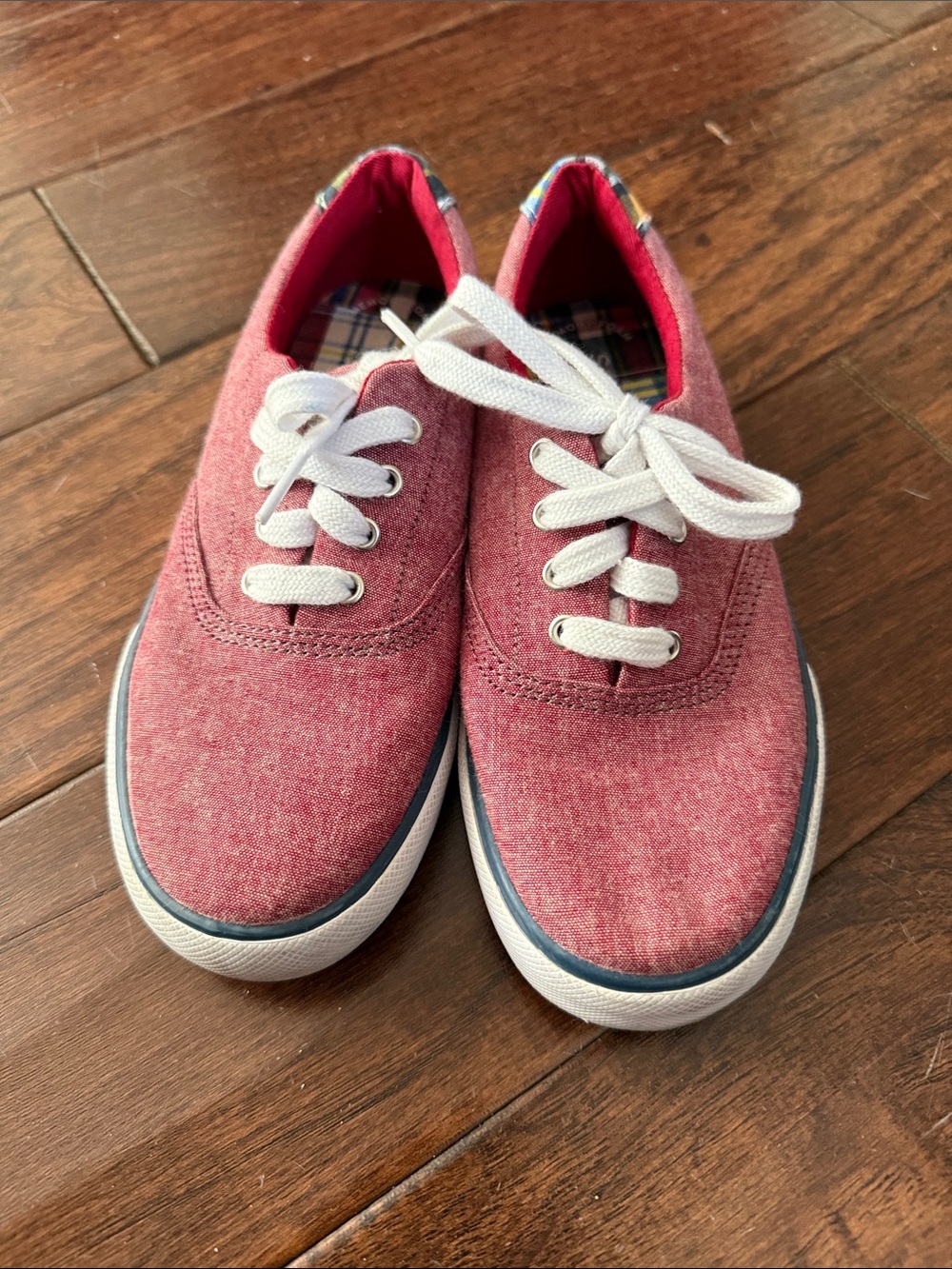 Girls sperrys EUC size 2M